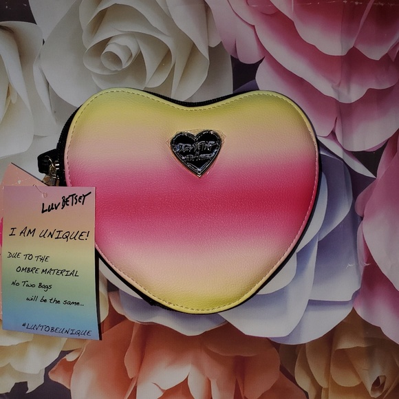 Betsey Johnson Handbags - Nwt Betsey Johnson Purse Wristlet Ombre